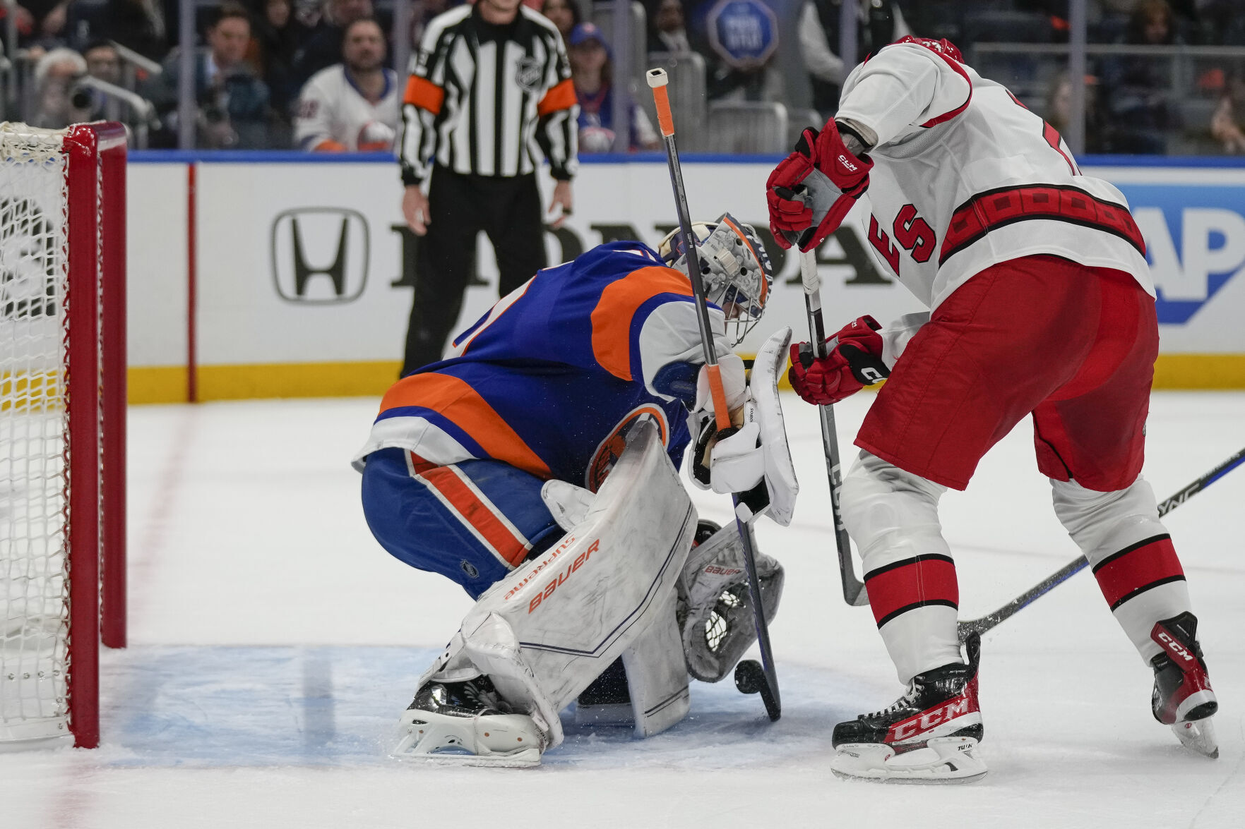 Hurricanes Islanders Hockey